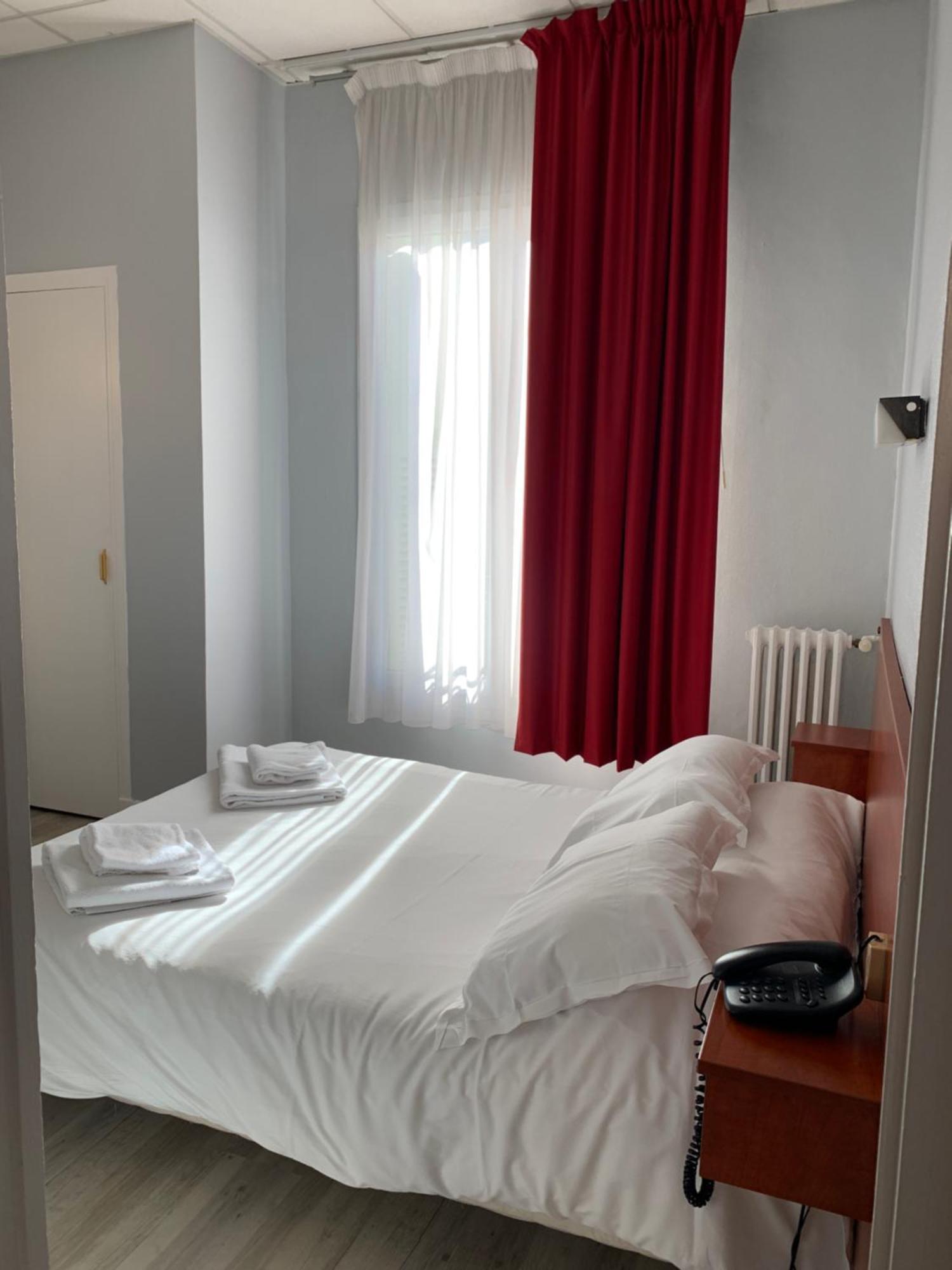 Wilson Square Hotel 2*